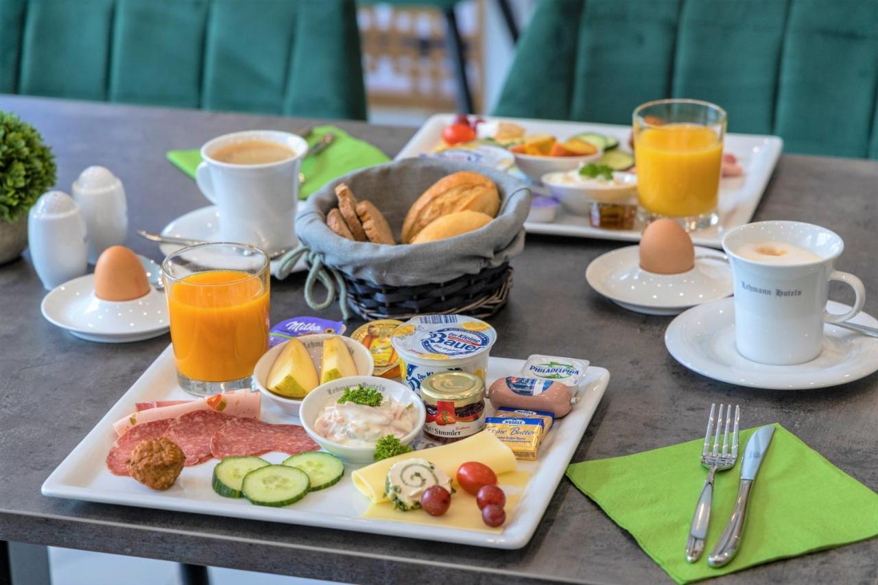 The Staycation By Lehmann Hotels Зинделфинген Екстериор снимка