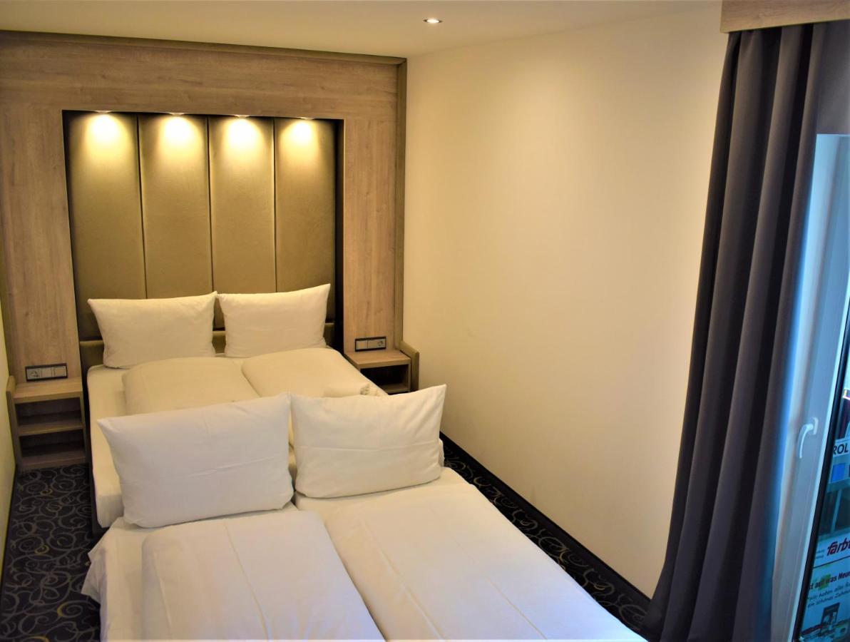 The Staycation By Lehmann Hotels Зинделфинген Екстериор снимка